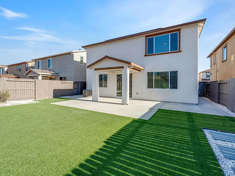 12628 Hereford Ave — Photo 46