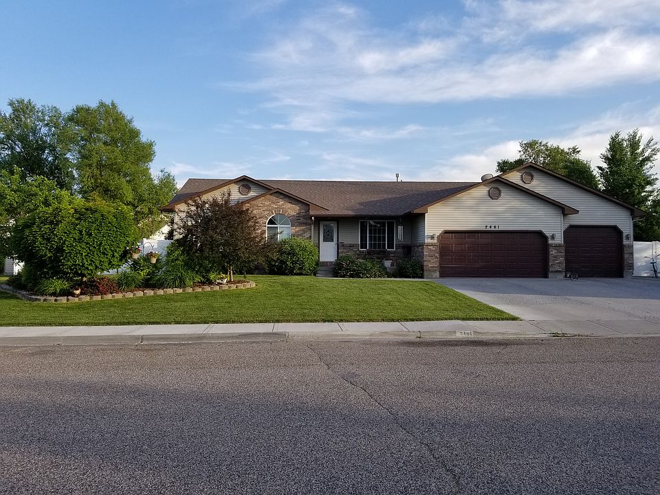 1st image of 2461 Harold Dr