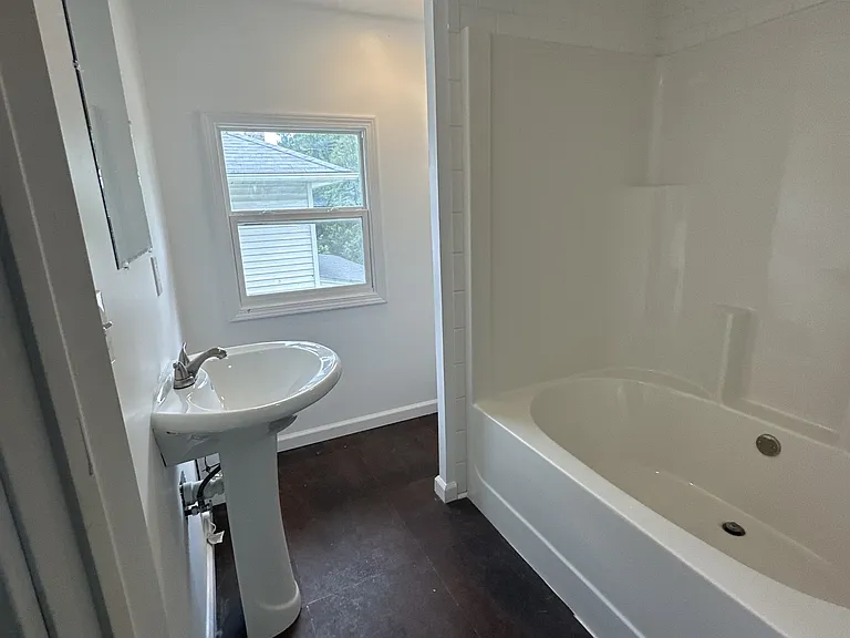 275 Goodview Ave — Photo 19