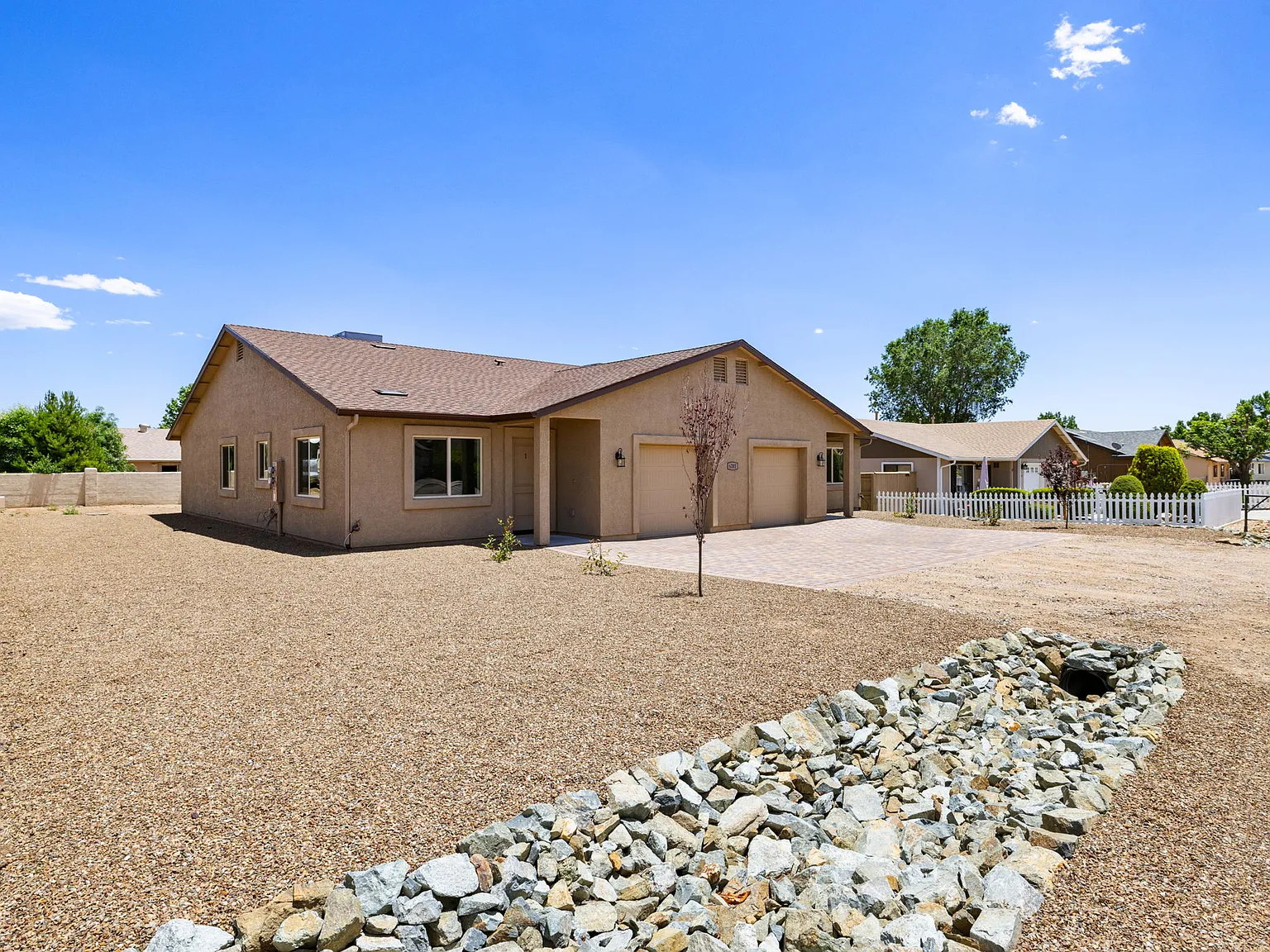 6201 North Reata Drive - 2 — Photo 2