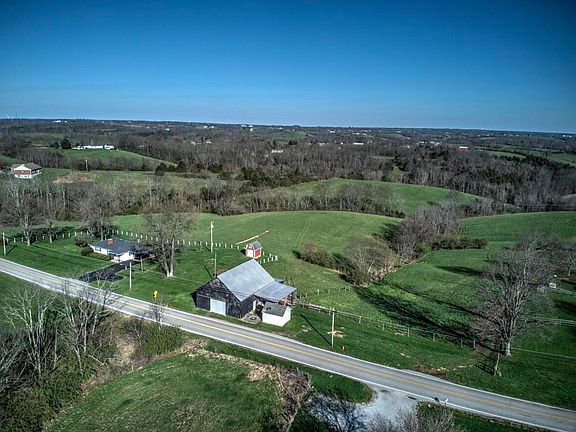 5th image of 2320 Knoxville Rd
