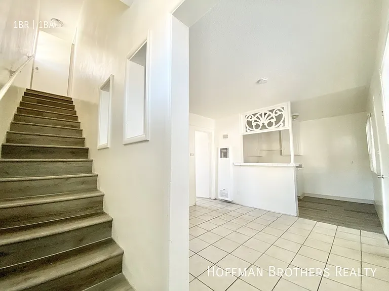 1760 Henderson Ave #5 — Photo 2