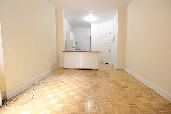 Rented by Luxor Homes & Investment Realty | media 40