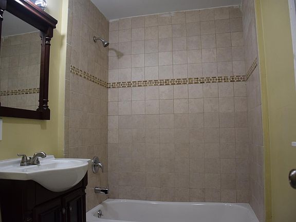 5th image of 53 Fox Street # Fl 2nd