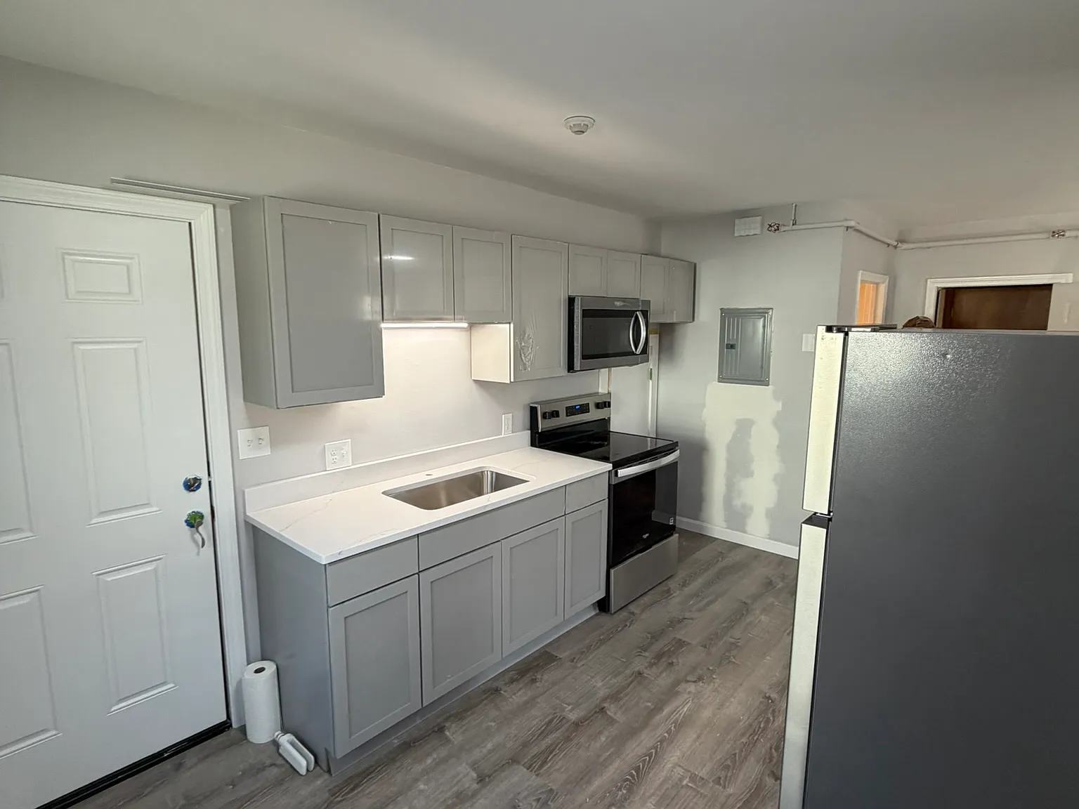 1 bed, 700 sqft, $1,650 — Photo 3