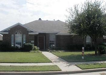 1st image of 1412 Woodmont Dr