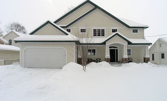 1st image of 2264 Parker Dr