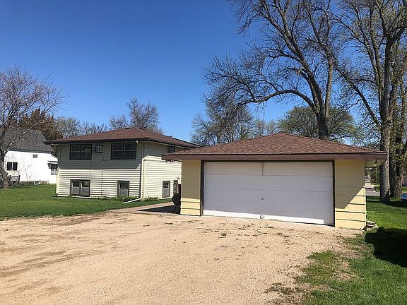 2 car heated/insulated garag