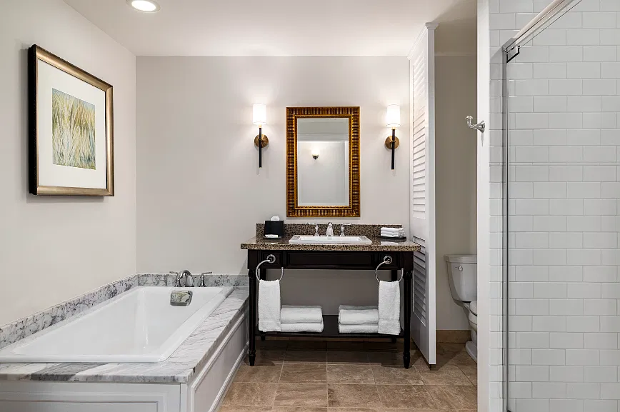 5804 Palmetto Dr — Photo 3