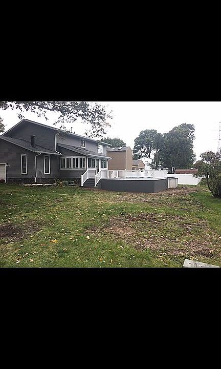 2nd image of 513 Gresham Dr