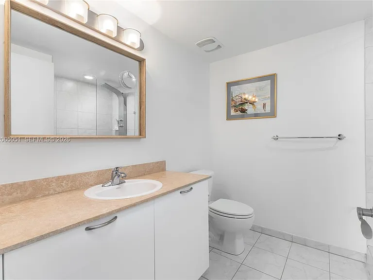 3180 SW 22nd St #501 — Photo 14