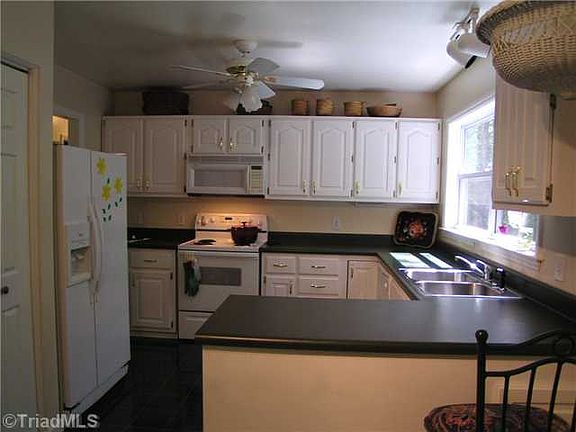 2nd image of 6187 Hart Ridge Ct