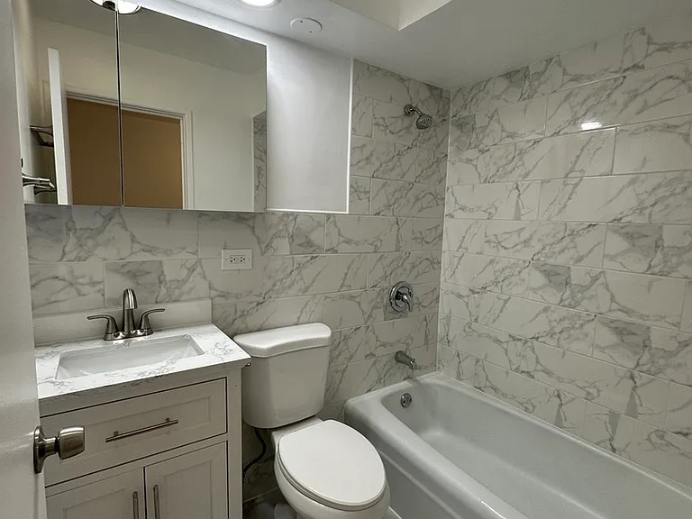 2629 N Hampden Ct #213 — Photo 18