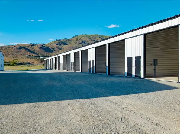 73 E Shop Avenue #B8, Chelan, WA 98816
