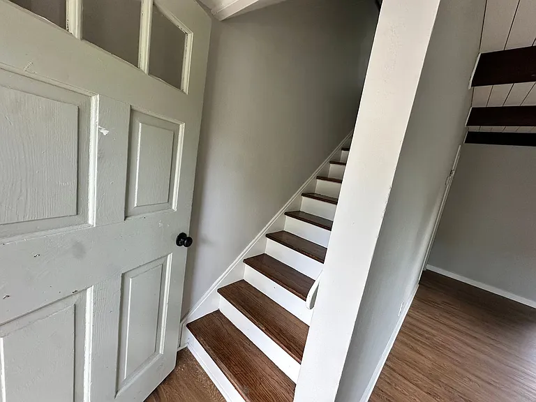 5904-5906 Dendron Ln — Photo 5