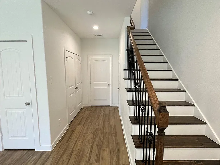 5314 Longmeadow St #B — Photo 10