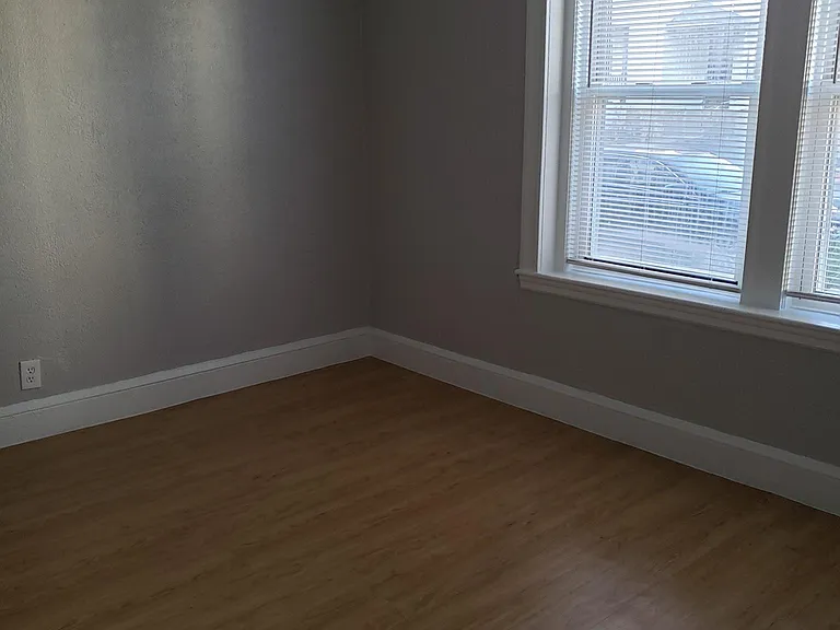 91 Nichols St #1 — Photo 9