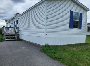 19 Willowbrook Ln, Levant, ME 04456