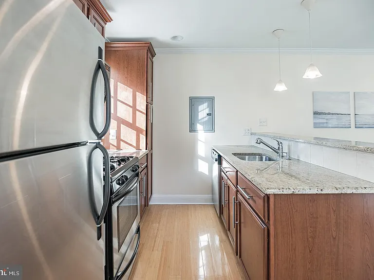 1716 Pine St #5/3R — Photo 13