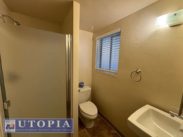 110 Kaye St #11 — Photo 7