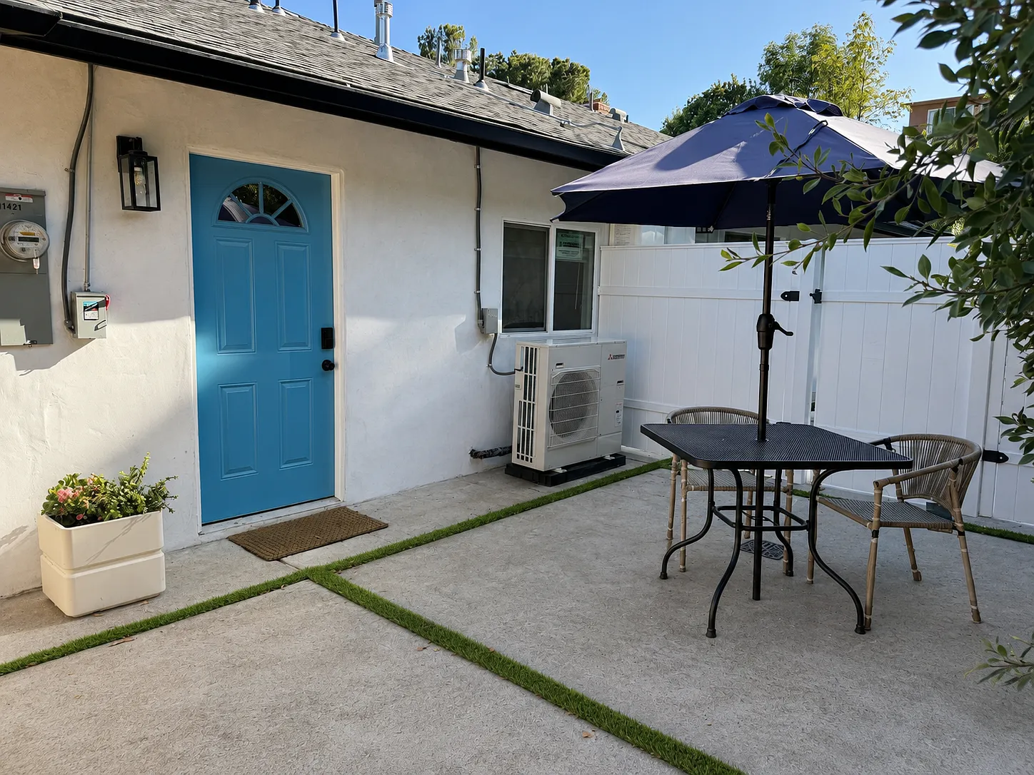 1 bed, 440 sqft, $2,450 — Photo 3