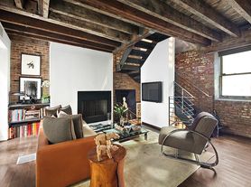 117A Charles St, New York, NY