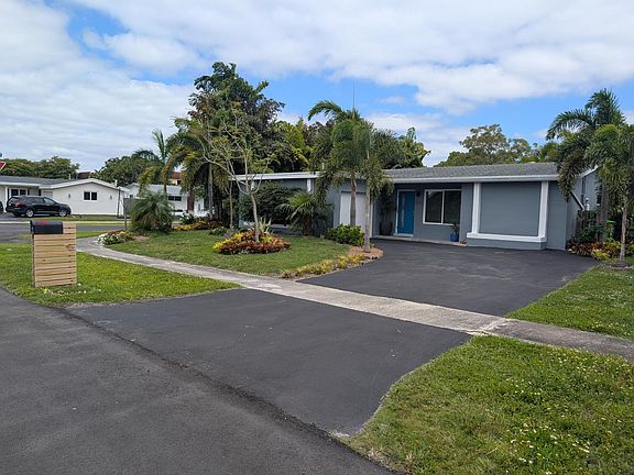 2nd image of 8691 NW 28th Place