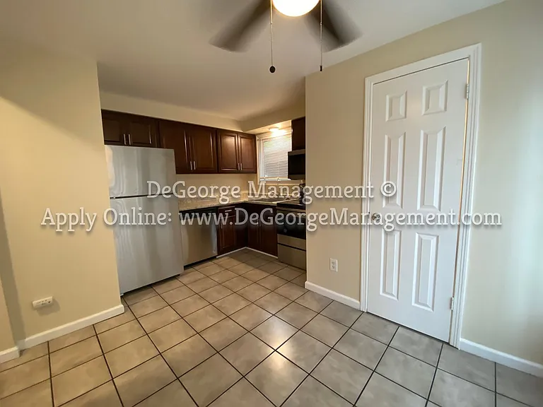 Sterling Square Townhomes — Photo 25