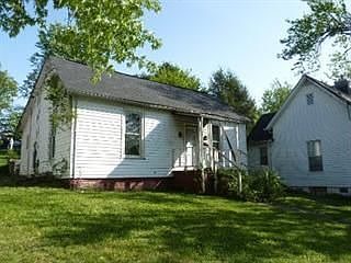 1st image of 410 E Woodland Ave
