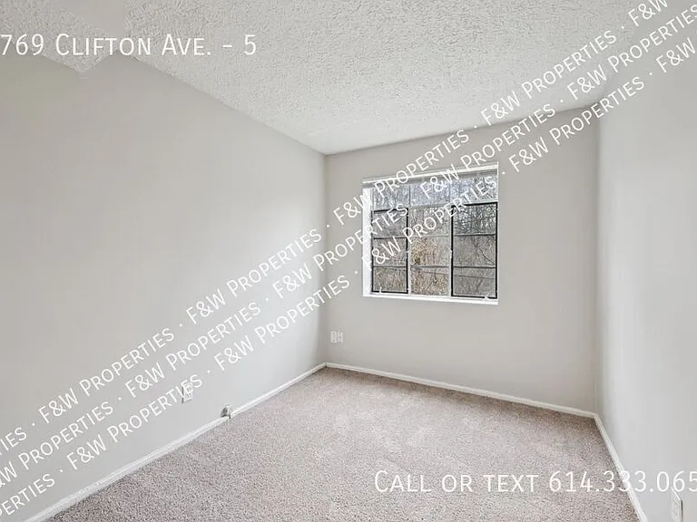 1769 Clifton Ave #5 — Photo 27