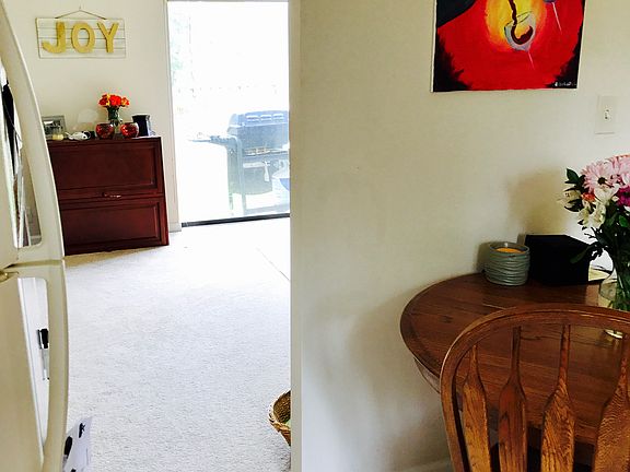 4th image of 146 Kimrose Ln #146