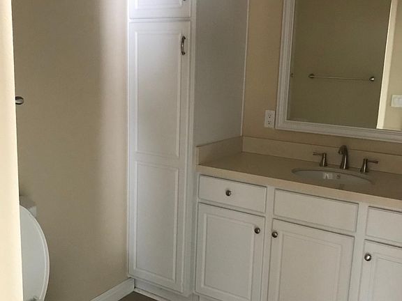 5th image of 115 E San Jose Ave