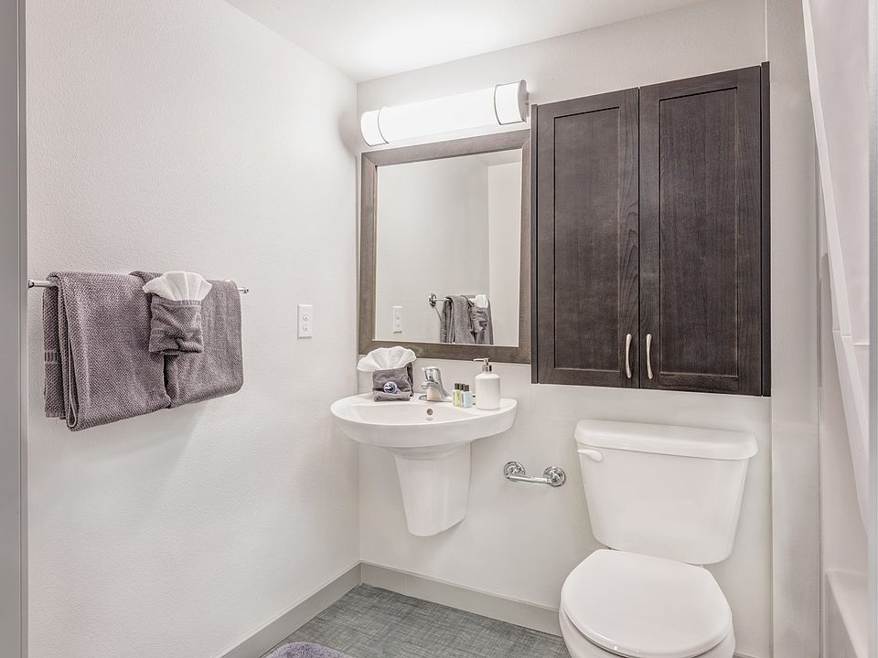 1st image of 836 NE 67th St APT 312