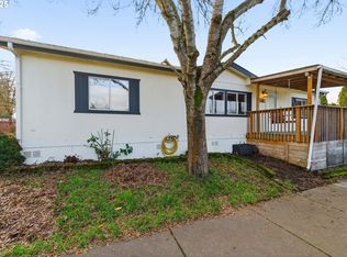 260 21st St SE, Albany, OR 97322