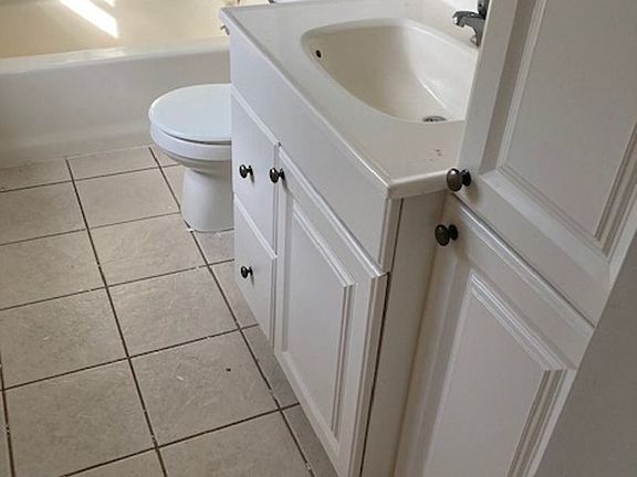 2nd image of 140 Lagrange Ave Floor 2