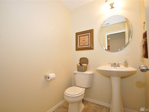 4th image of 8016 88th St NE