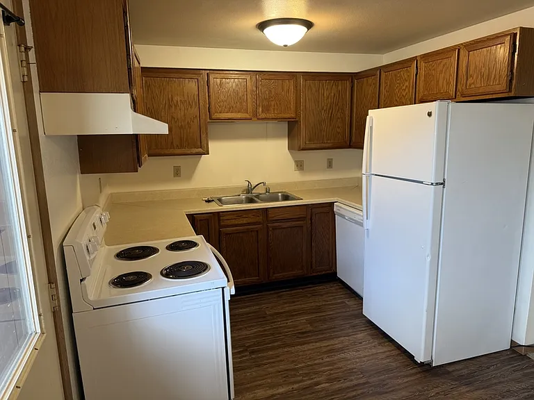 2149 N Michelle Ct E — Photo 11