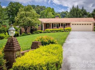 2580 Dawn Dr, Morganton, NC 28655