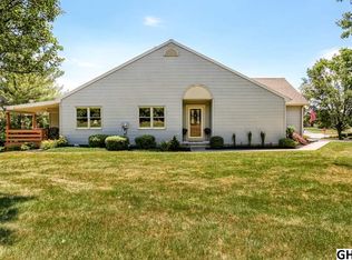 1406 Red Maple Ct, New Cumberland, PA 17070