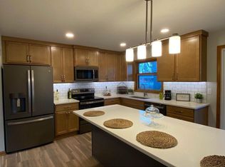 3690 Dominic Dr, Brookfield, WI 53045