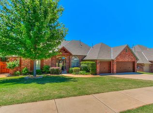1732 Indian Springs Dr, Edmond, OK 73003