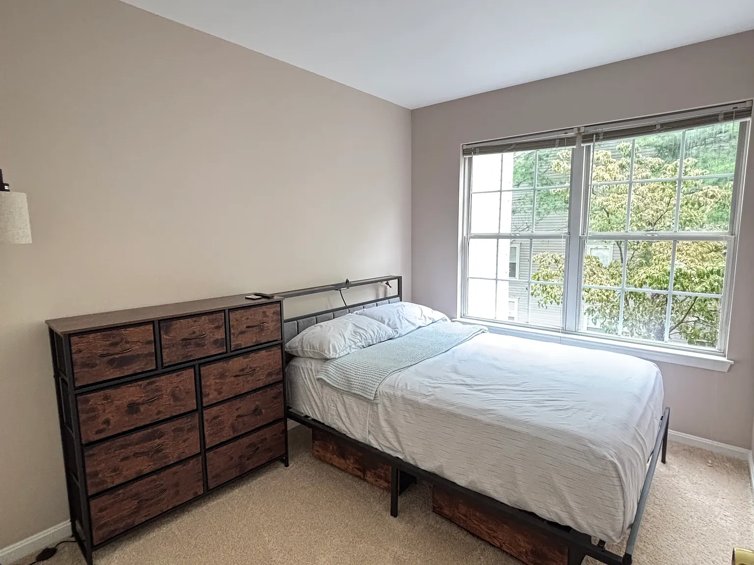 2 bed, $1,200 — Photo 2