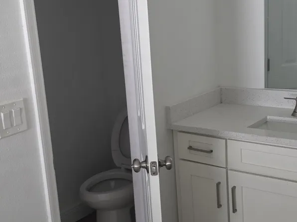 6711 45th Ave W #A, Bradenton, FL 34210