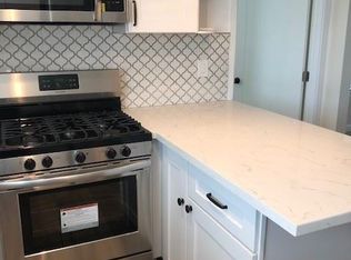 677 W 39th St APT D, San Pedro, CA 90731