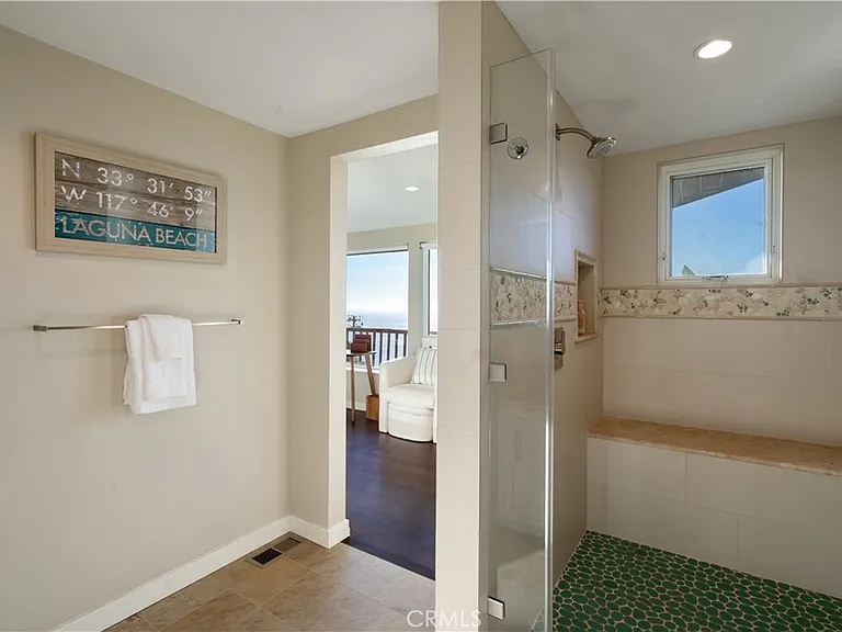2192 Crestview Dr — Photo 34