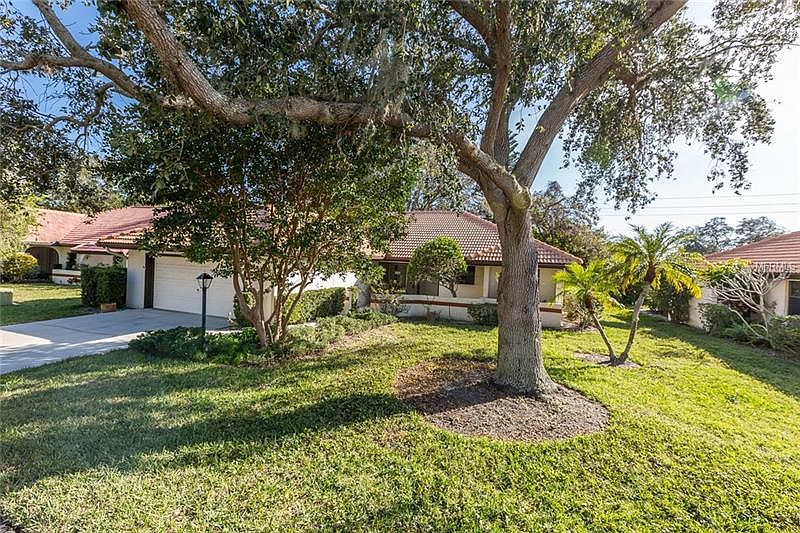 1st image of 206 Laurel Hollow Dr #4