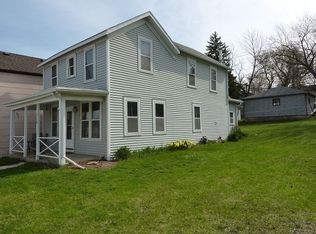 112 N Main St, Deerfield, WI 53531