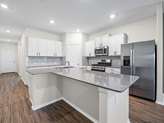 5th image of 1609 Woolsey Way