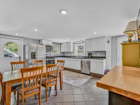 59 Bishop Street, Littleton, NH 03561