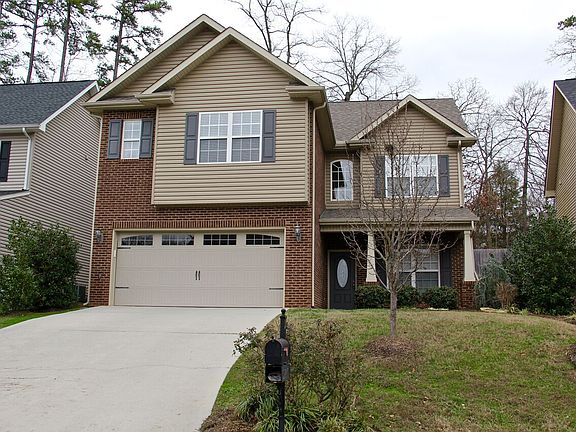 2nd image of 940 Vicar Ln